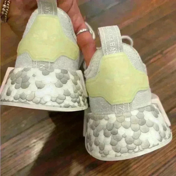 Women’s Sz 7 adidas NMD_R1 Color Splash - Grey Lime W running training sneaker - Picture 6 of 10